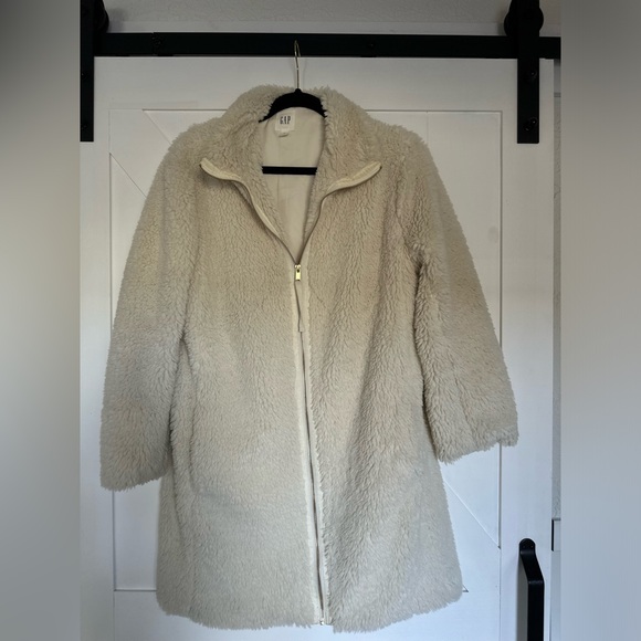 Gap Sherpa Coat - Picture 1 of 2